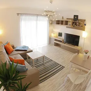 https://apartment-the-flat.hotelinzadar.com