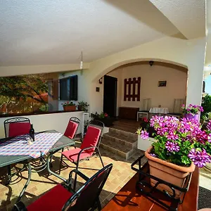Apartment Angelina, Pula