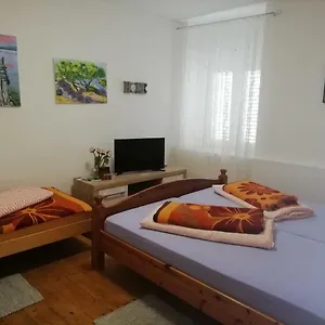 Apartment Rose, Pula